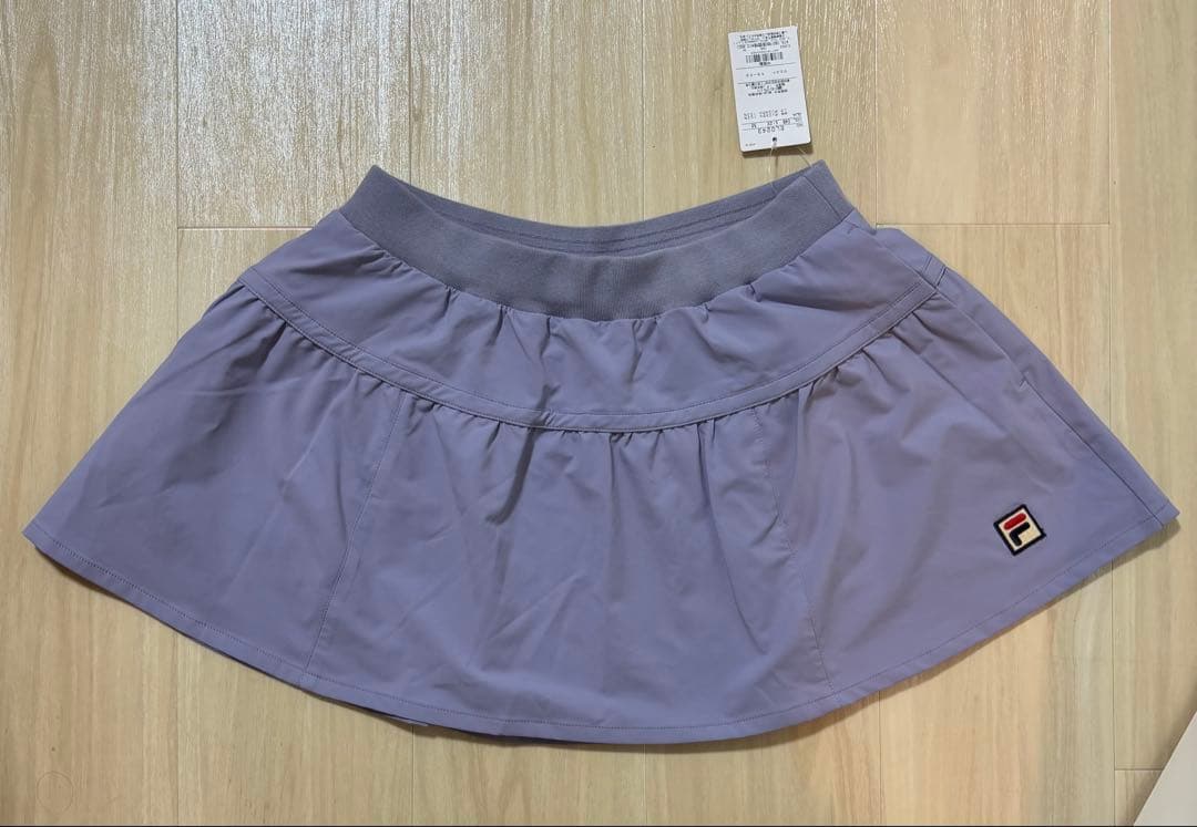 【新作タグ付き】FILAテニスウエア　レディーススコート