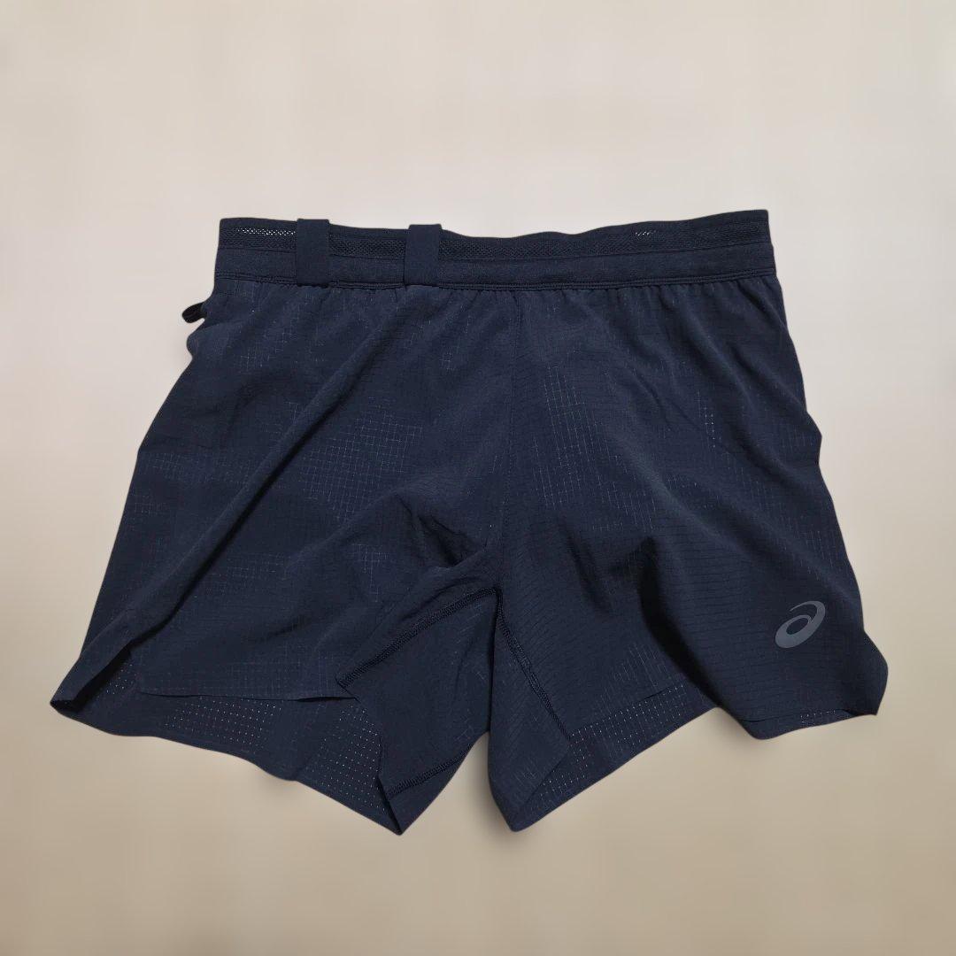 新品 ASICS RUN５インチショーツ Mサイズ