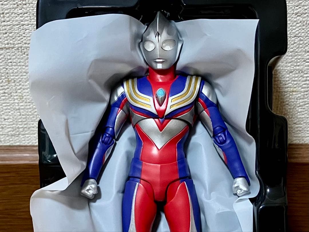 S.H.Figuarts 真骨彫製法 ウルトラマンティガ 3体セット