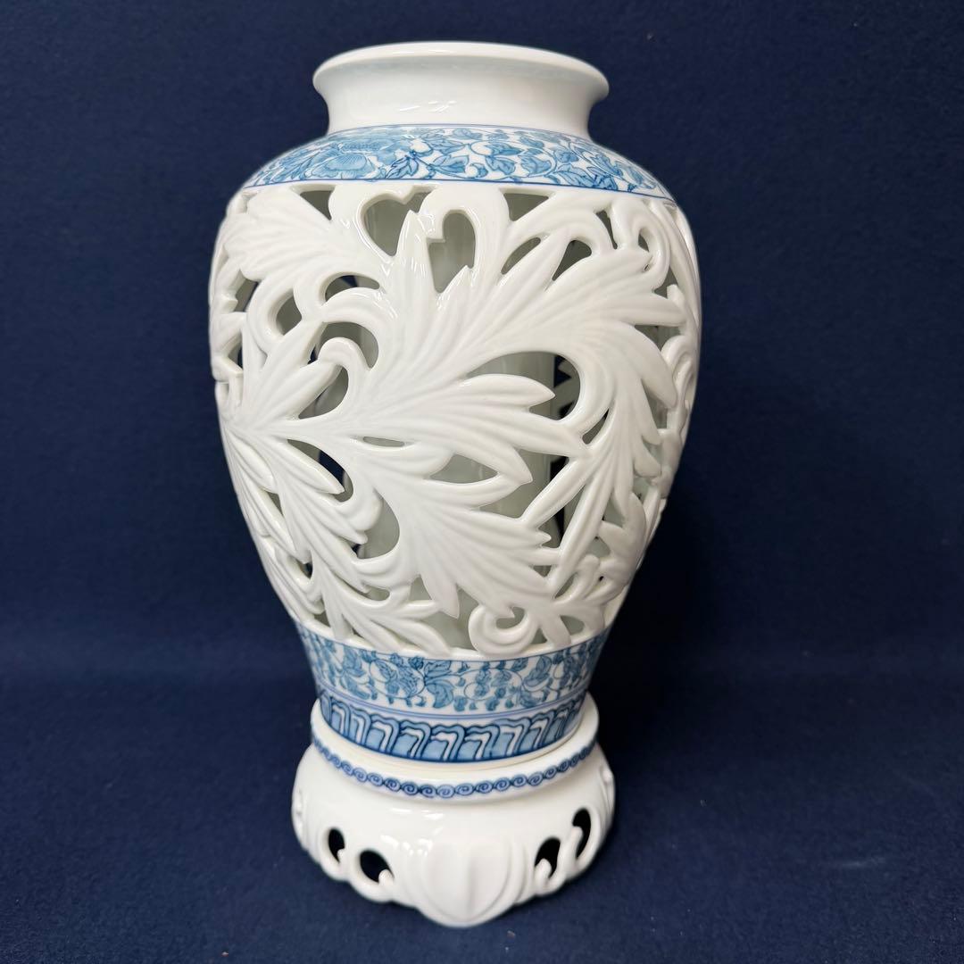 唐草透彫 花瓶 吉窯 龍泉 窯主 吉田茂 伝統工芸士 花器 華道具 共箱