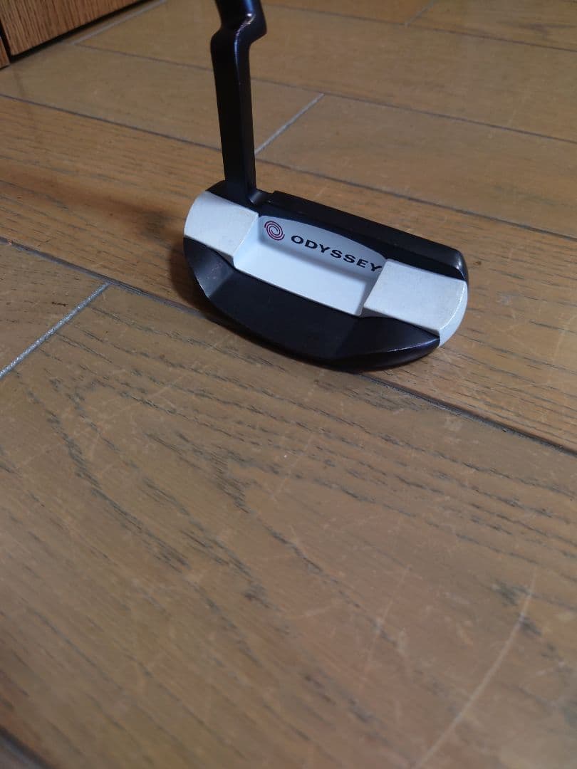レア 短尺パター グリップ新品 オデッセイ ODYSSEY VERSA 330M