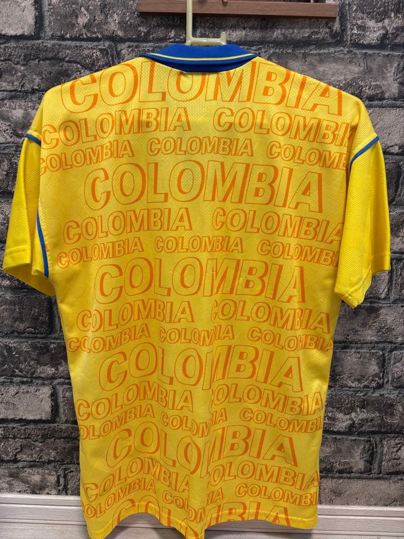 コロンビア 代表 サッカーシャツ バルデラマ