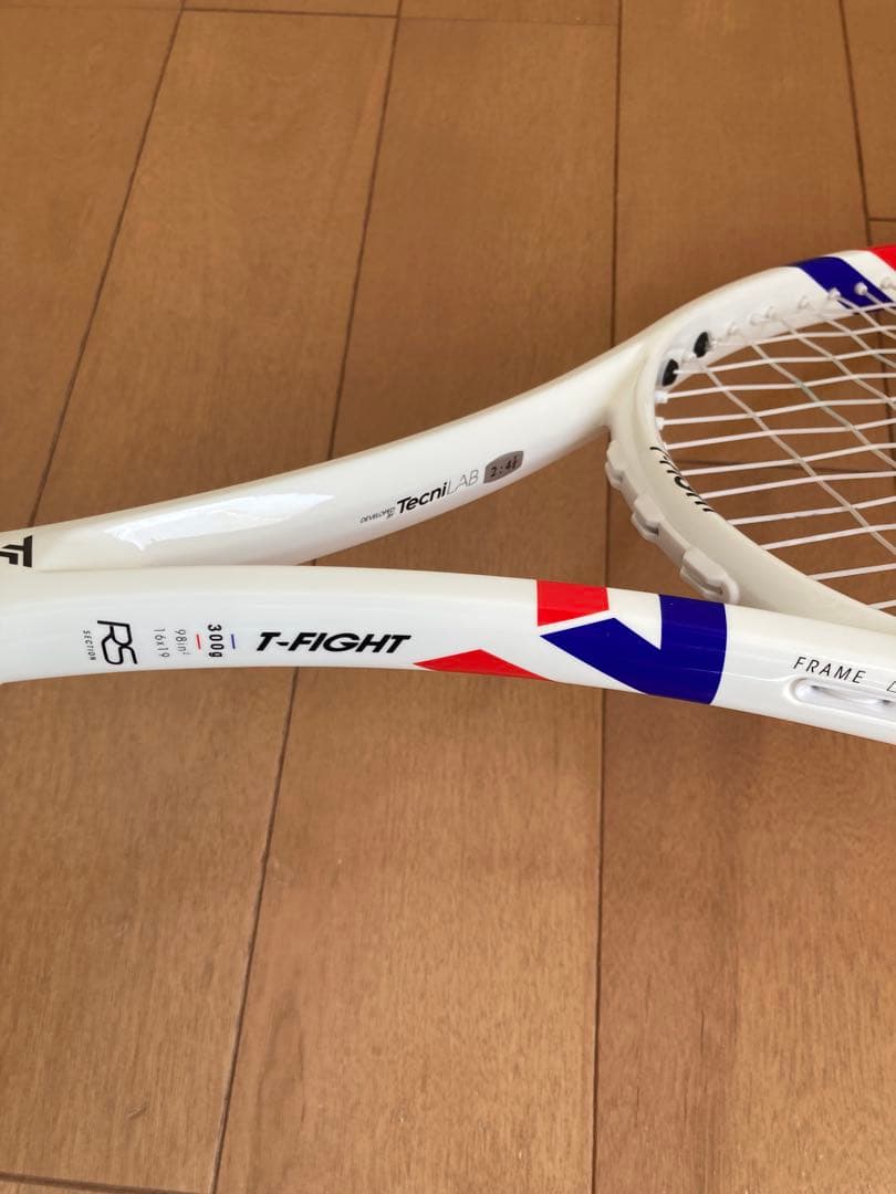 美品2025年 TecnifibreT-FIGHT 300S G2 98インチ