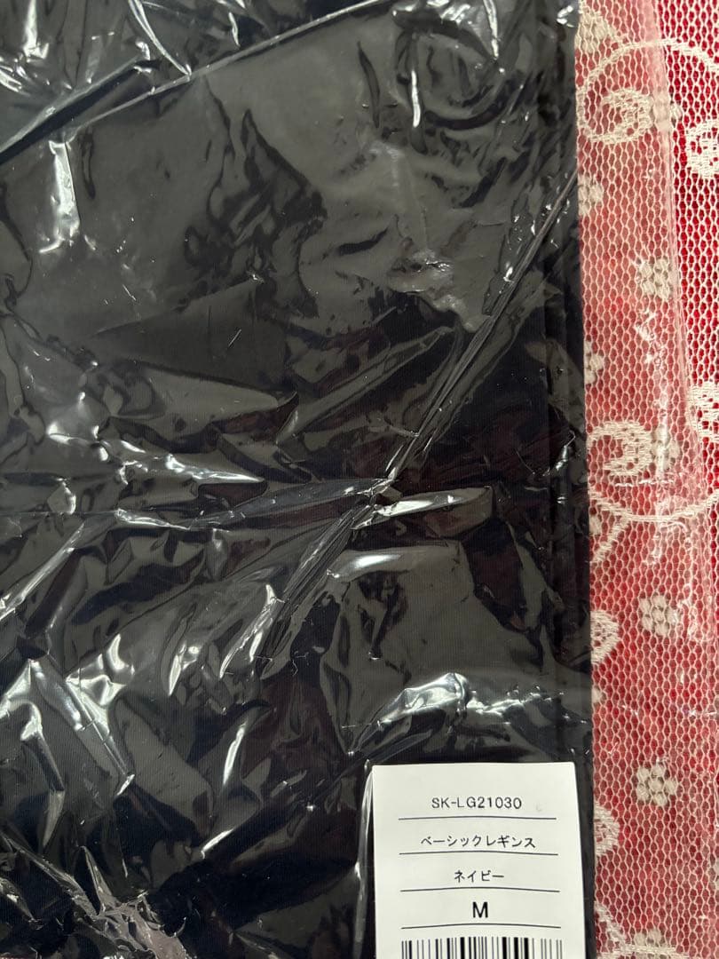 ✨新品未使用✨SUKALA ベーシックレギンス☆Mサイズ☆ネイビー LAVA