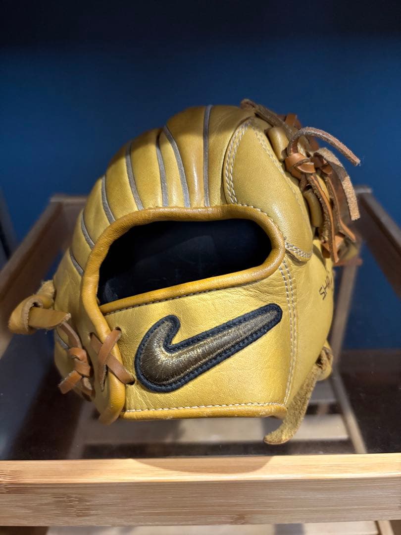 Nike SHAIDO EDGE 軟式グローブ イエロー