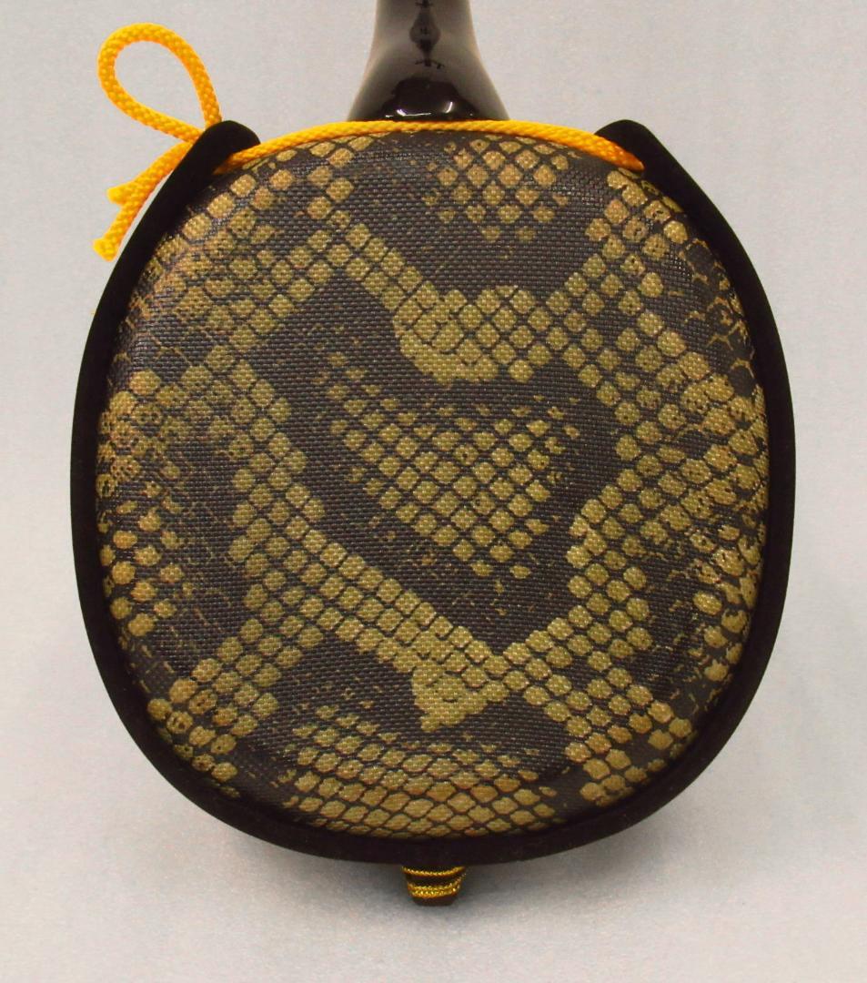 沖縄三線 初心者向けセット 美品 / 人工皮革