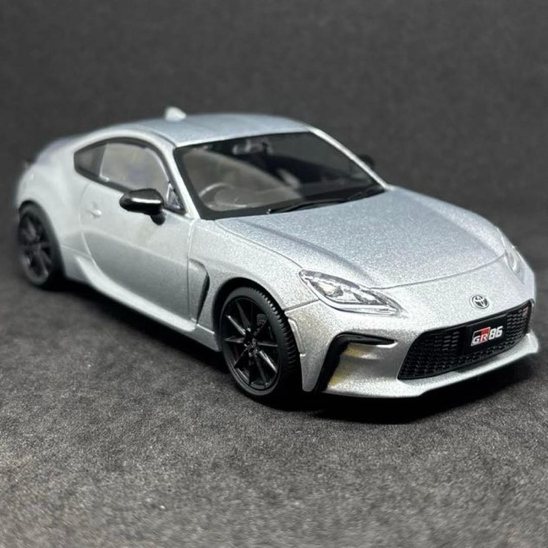 1/30 トヨタ カラーサンプル GR86 ZN8 アイスシルバーメタリック